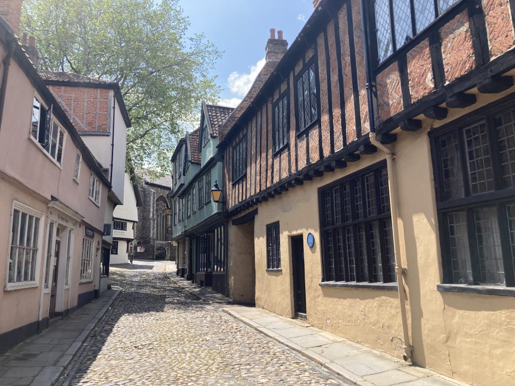 Historic homes researchers